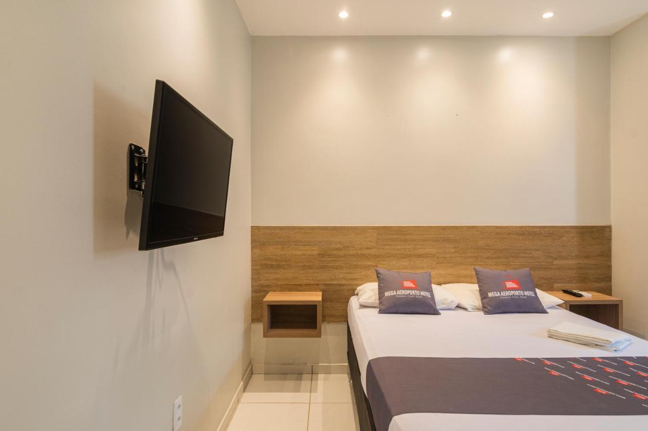 Mega Aeroporto Hotel Apenas 1 Km De Distancia Do Aeroporto De Fortaleza Eksteriør bilde